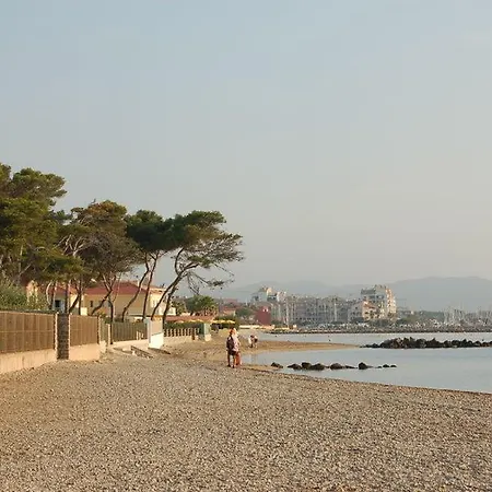 Port Duplex Plein Sud 200 M2 Et 100 M2 De Terrasse Apartment Hyeres